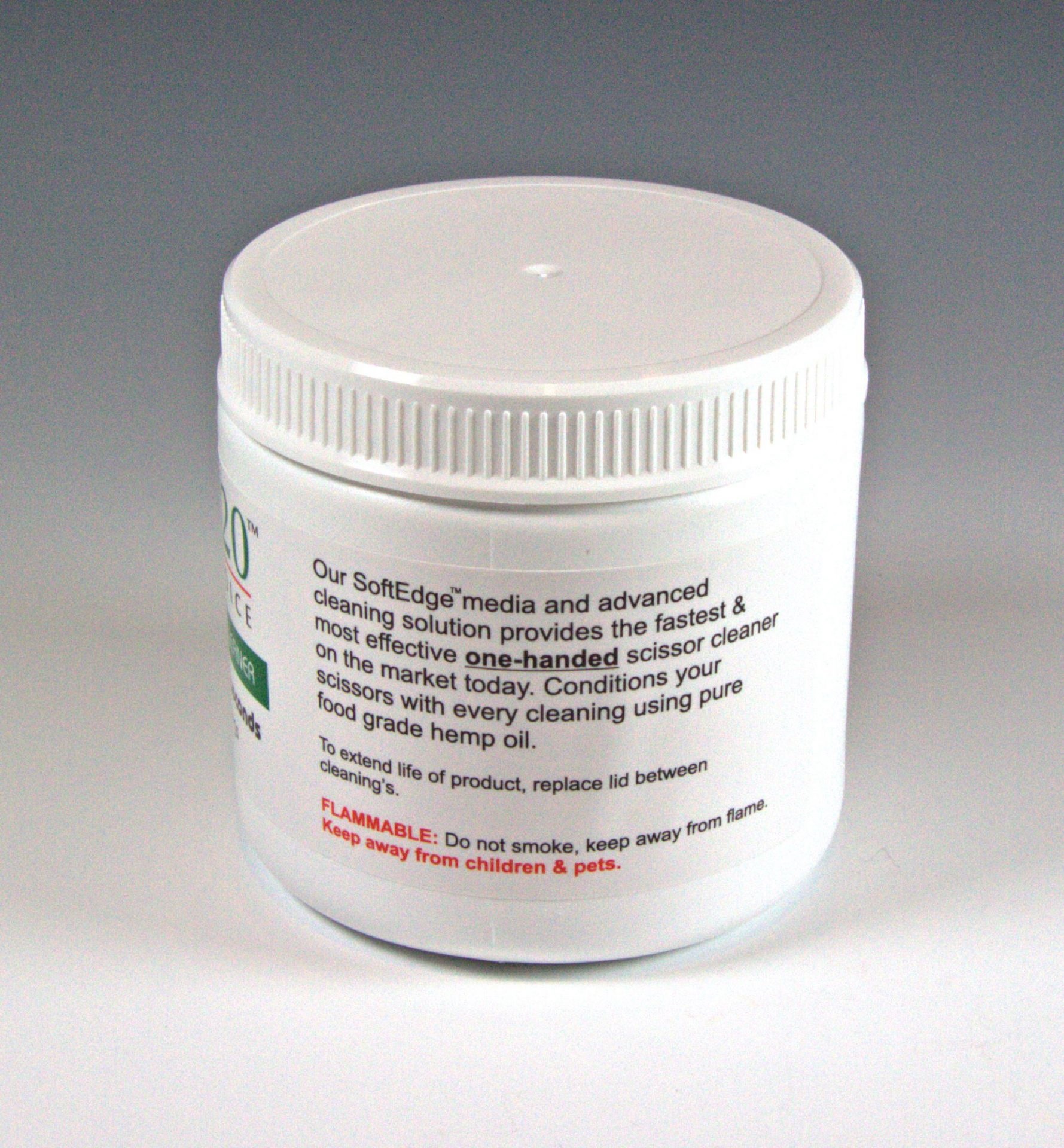 PRO 420 Scissor Cleaning Solution- Easy way to clean your sticky scissors - PRO 420 Cleaning Solution