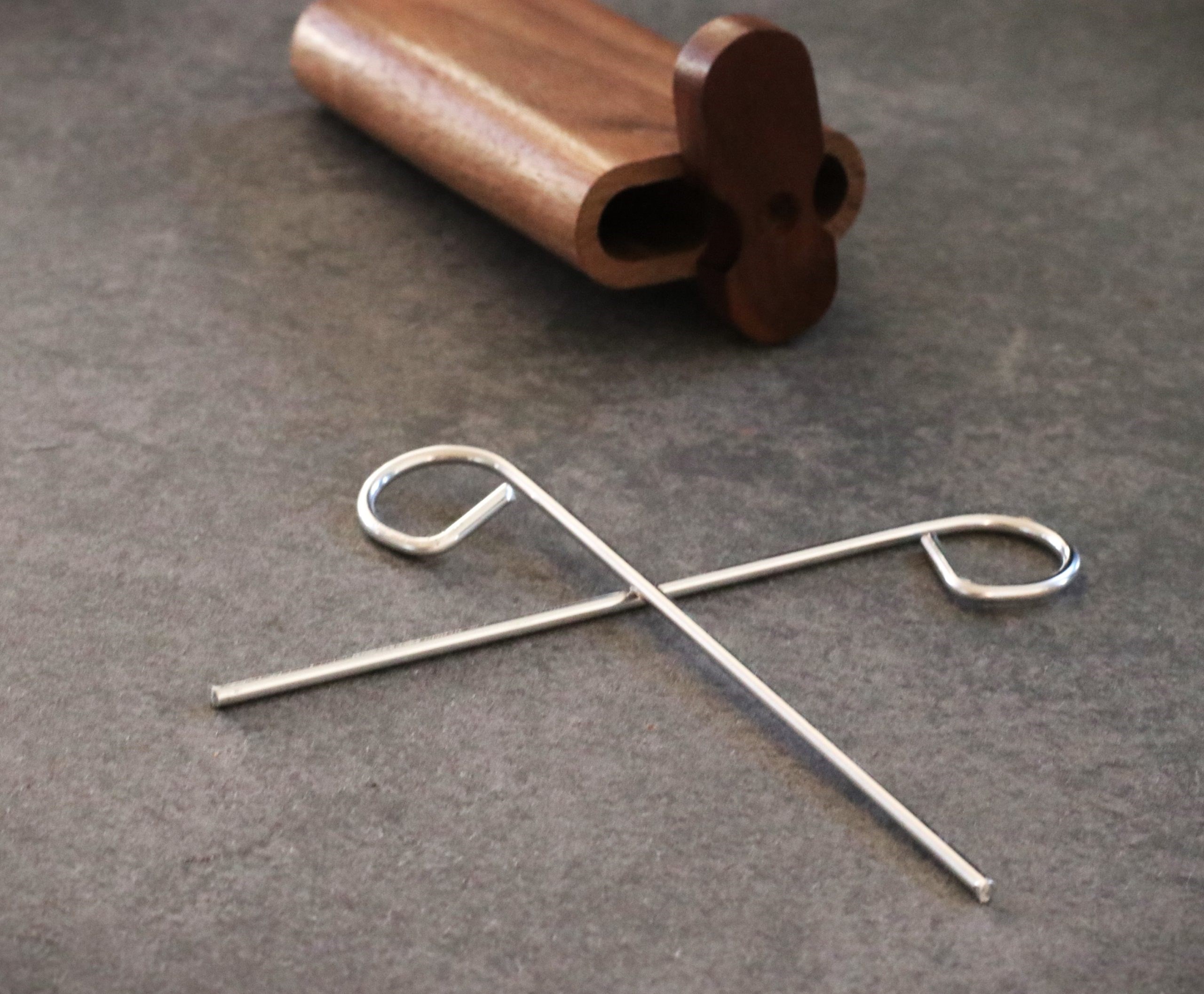 Metal Poker for Dugouts & Pipes- Easy Cleaning System
