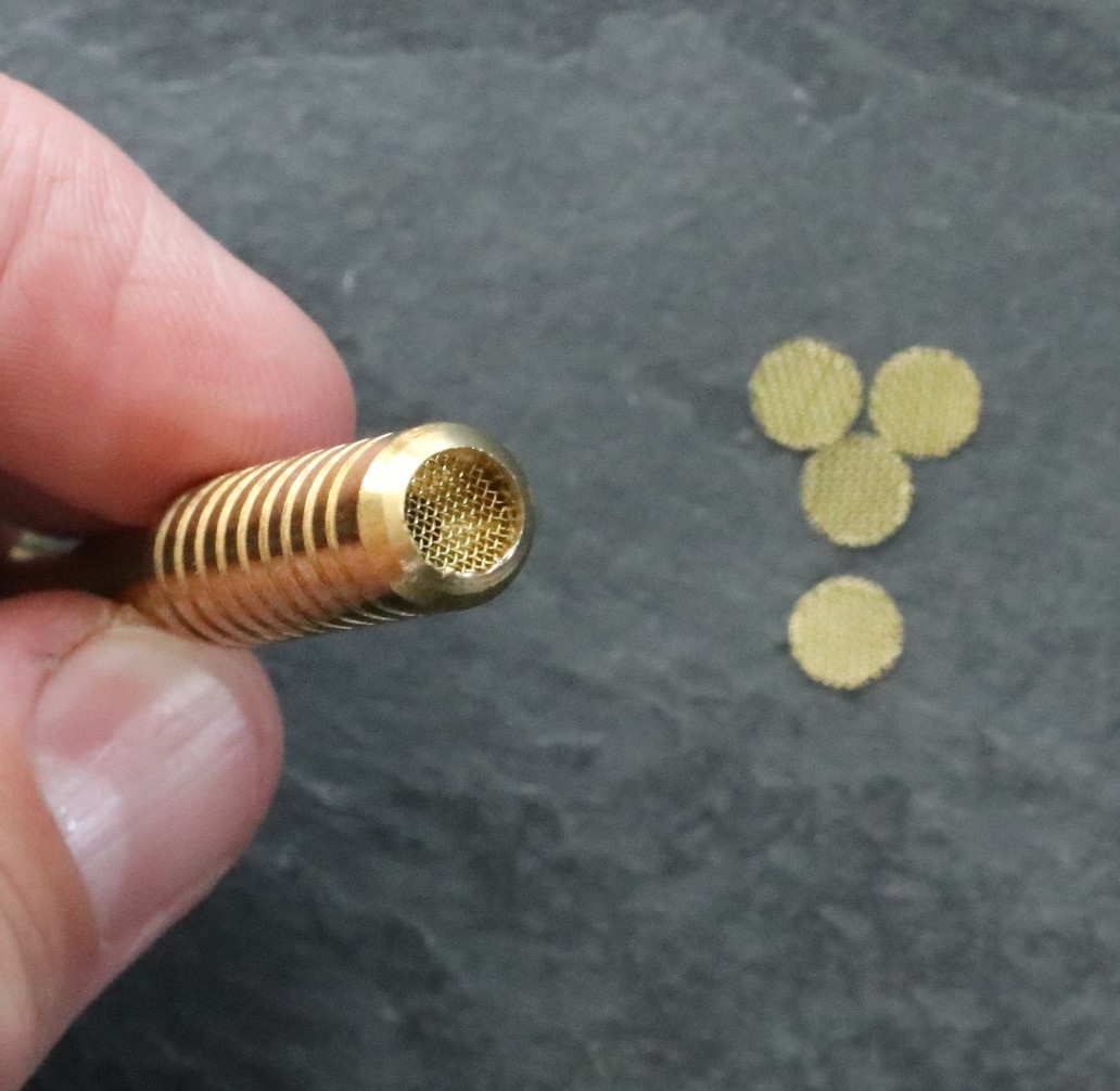 1/4" Brass Screens x 5- Tiny Brass Screens for One Hitter Pipes .25" diameter - .25' Brass Screens for Pipes