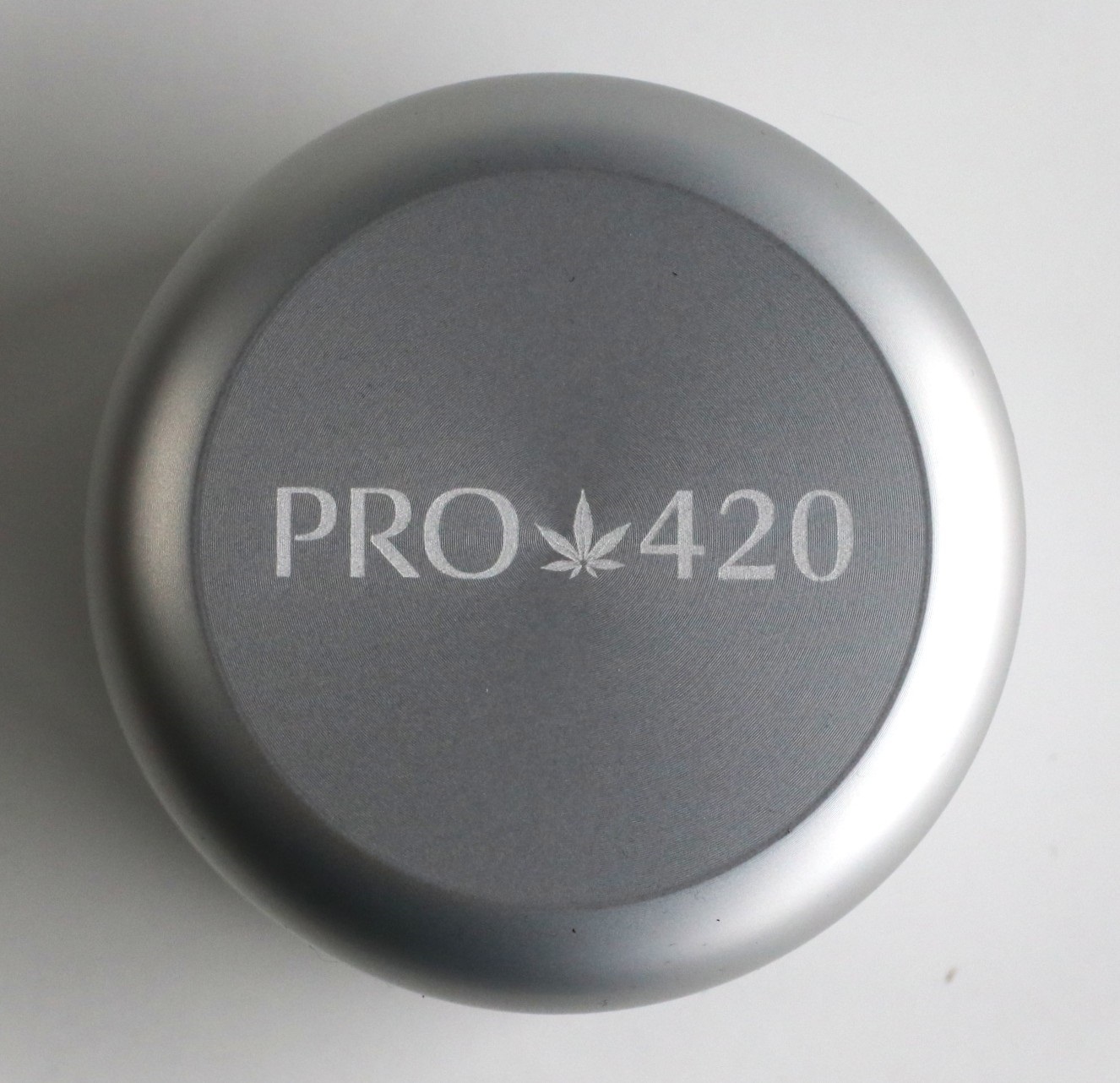 PRO 420 Herb Grinder-2" Diameter-4 Piece Professional Herb & Marijuana Grinder - PRO 420 Herb Grinder